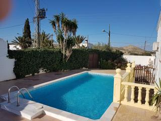 Casa a Gallardos (Los). Cortijo con mucho encanto, en buen estado.
tambien  hay 2 apart