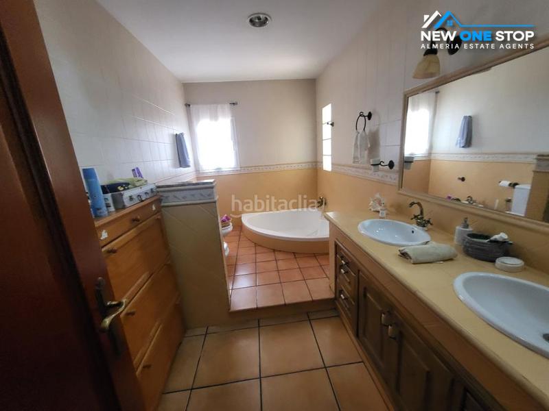 Foto 1f64a1d3-1a5b-47bd-bb83-b914be524c9c. Semi detached house with fireplace heating parking in Cuevas del Almanzora