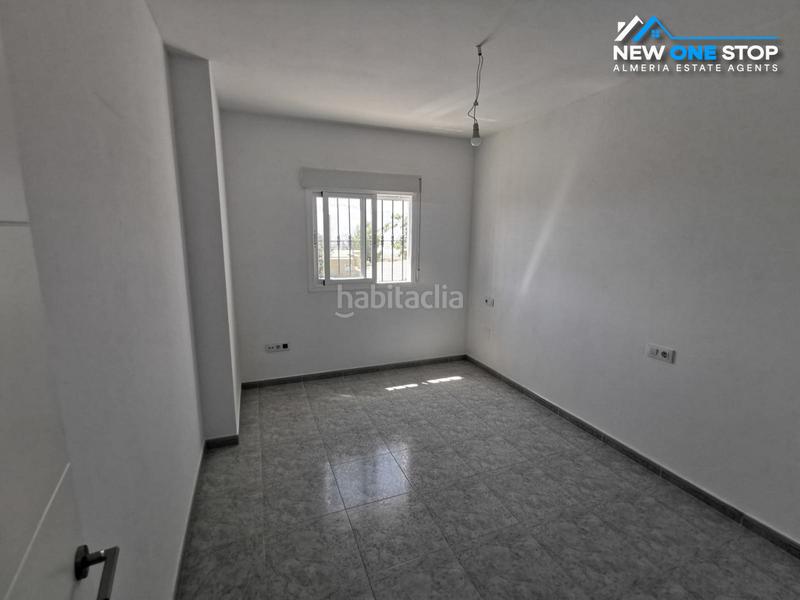 Foto 588bf1d7-1ead-4a25-ad64-3cb29f9f3a66. Casa con camino parcheggio piscina in Lúcar