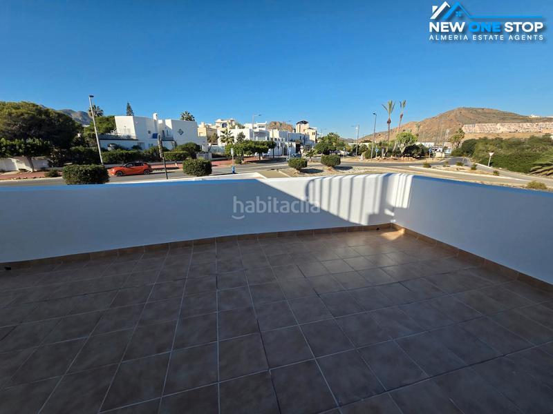 Foto 06675e48-4fd5-4efc-b740-325dd1c9ed79. Maison jumelée avec parking piscine dans El Palmeral Mojácar