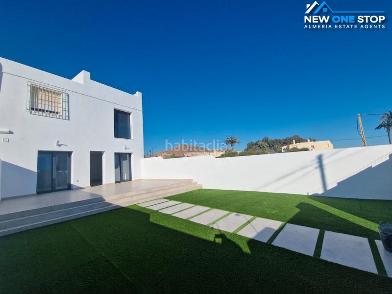 Foto 38dbc381-3e06-419f-9e0c-2880eba7fd9b. Maison jumelée avec parking piscine dans El Palmeral Mojácar