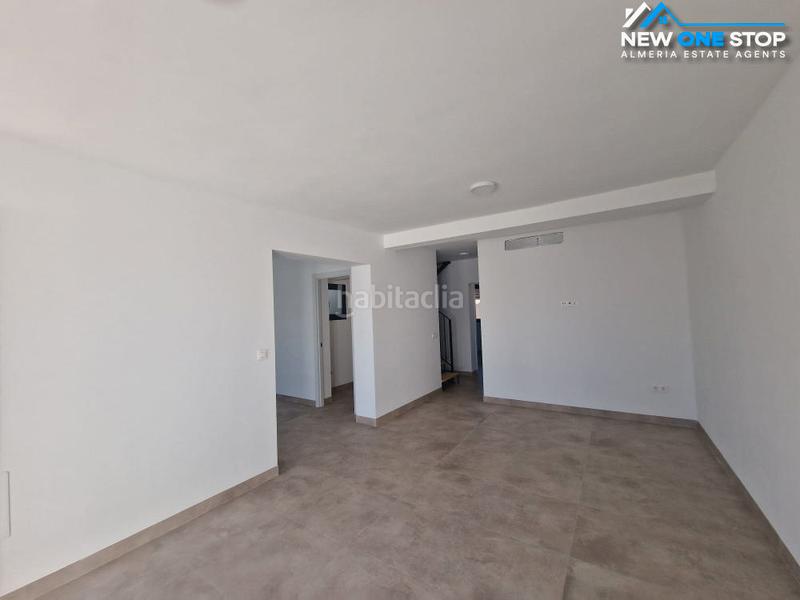 Foto cc8b3239-9e63-4981-ab55-7dc812da6d10. Maison jumelée avec parking piscine dans El Palmeral Mojácar