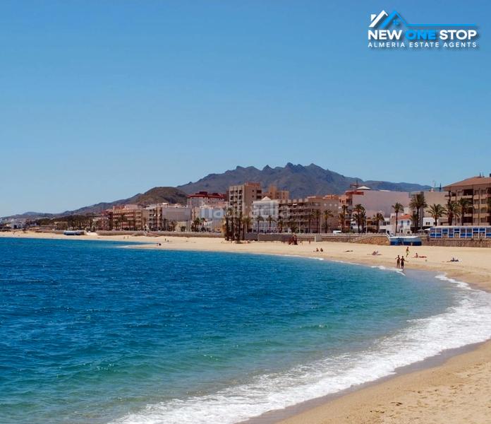 Foto 77c37ab0-c17f-4125-9732-d1e08991a81b. Piso  en venta . en playa de Garrucha Garrucha