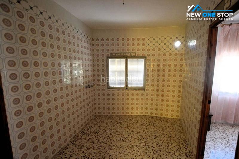 Foto ddbc8c64-9005-4525-8d29-61f61aef4c62. Maison jumelée avec cheminée parking dans Bédar