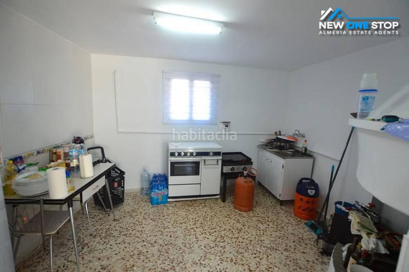 Foto e7c8b447-e5ff-42b7-9a4d-ba8972c54448. Maison jumelée avec cheminée parking dans Bédar