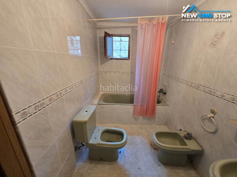 Foto aab3f231-98fc-4b31-a048-5f5ca24f80f9. Masia amb aparcament a Cantoria