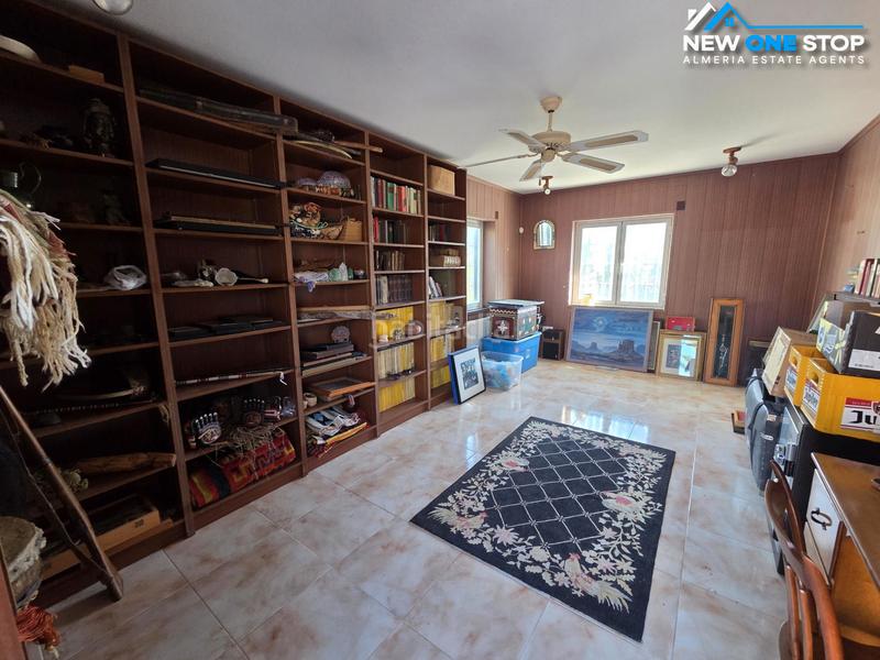 Foto 2a998cf2-dd21-421c-ba2b-2e214f8596bd. Xalet amb xemeneia calefacció aparcament piscina a Mojácar