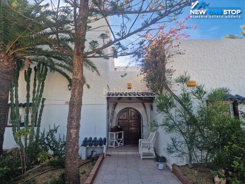 Foto 4b8e01de-b6a7-4847-9c21-30a87c2344f2. Xalet amb xemeneia calefacció aparcament piscina a Mojácar