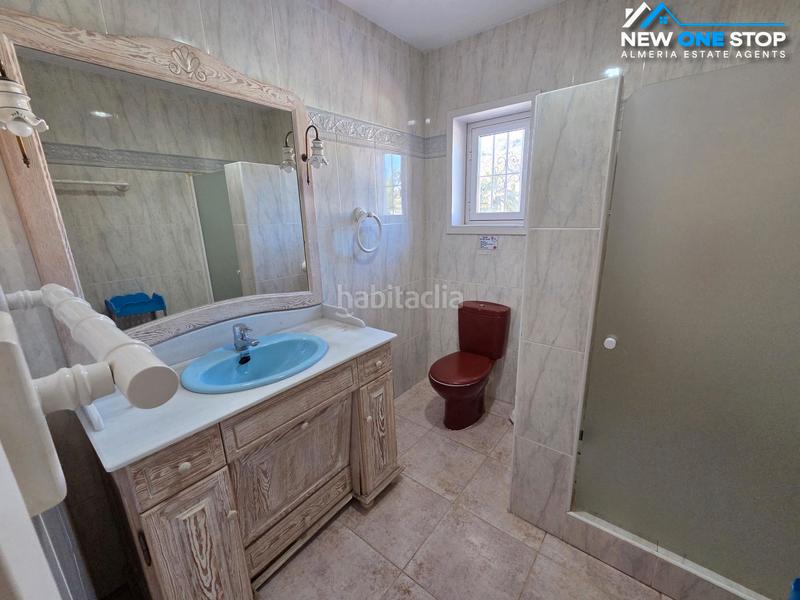 Foto 5d07f2ac-d882-4644-87ee-0e1b49ee5c52. Xalet amb xemeneia calefacció aparcament piscina a Mojácar