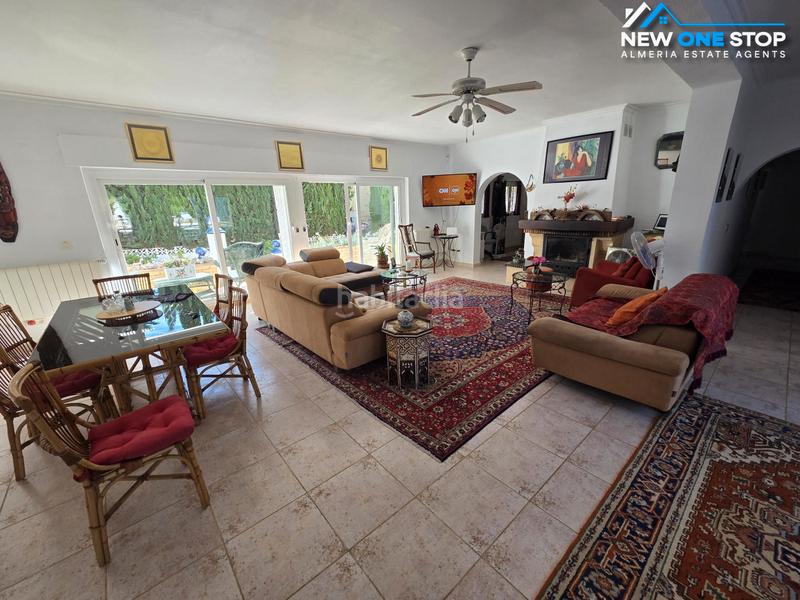 Foto b6ad3777-bcdf-4dff-bd87-97d45cdb519b. Xalet amb xemeneia calefacció aparcament piscina a Mojácar