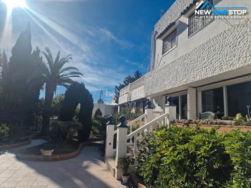 Foto e9d296ff-fb5f-47cf-b1b5-de4a55fbda26. Xalet amb xemeneia calefacció aparcament piscina a Mojácar