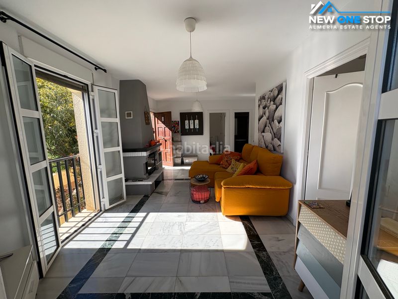 Foto f6e20a17-edd8-422c-9f59-83f4a4f04c77. Apartament amb xemeneia calefacció aparcament piscina a Mojácar