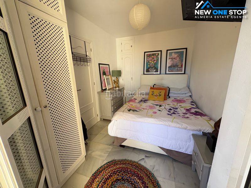 Foto f8d4bce0-4de4-4cb5-8087-3684a36e31ee. Apartament amb xemeneia calefacció aparcament piscina a Mojácar