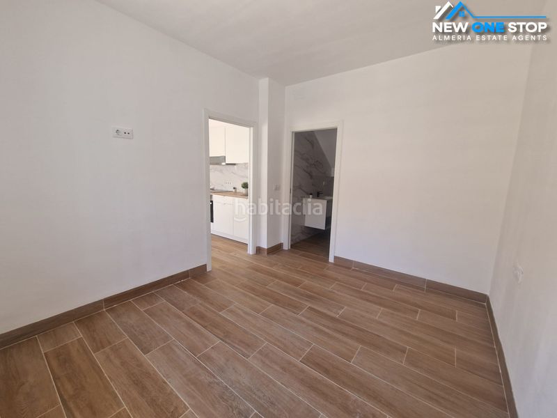 Foto dd891fb7-d895-49ce-8fff-6c7f5f54d37c. Pis amb piscina a Mojácar playa - las ventanicas - la paratá Mojácar