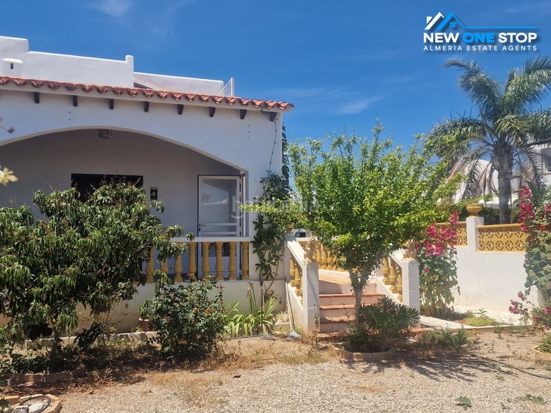 Foto 4fefb795-c69d-4325-93da-ec088654912c. Chalet villa en venta . en El Palmeral Mojácar