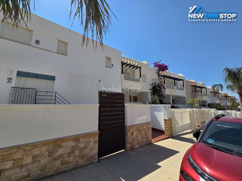 Foto 0f16f83b-cd85-4650-8fb3-91c883f1190c. Dúplex a avenida garrucha 130 a Carboneras