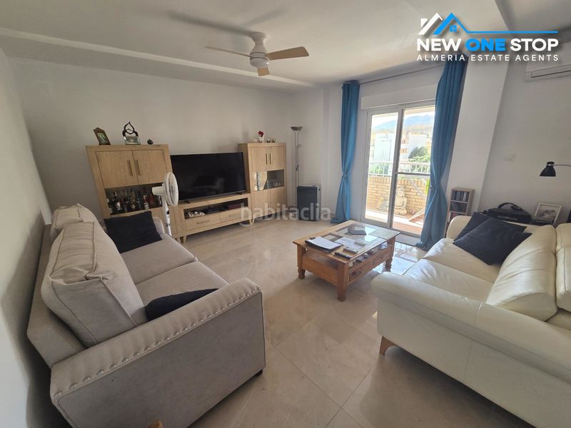 Foto 84b7b9e6-ec63-4595-a752-eebc5fe311c7. Apartament a Turre
