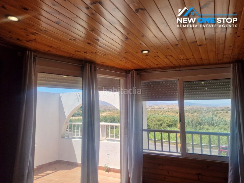 Foto bf5001b3-e2a9-4c08-9120-87f4e3f8efc3. Casa adossada amb piscina a Las Marinas - Pueblo Laguna Vera