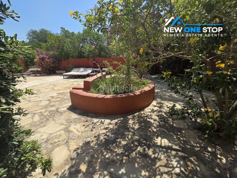 Foto 5df8b0ef-9547-413c-805d-ff3105238d8f. Casa amb xemeneia calefacció aparcament piscina a Mojácar