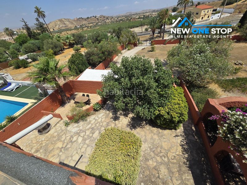 Foto 639a167a-1027-4199-a707-bb5a7ed442e2. Casa amb xemeneia calefacció aparcament piscina a Mojácar