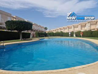 Casa adossada a Carretera de garrucha 53. Se vende espaciosa casa adosada de 3 dormitorios en las marinas,