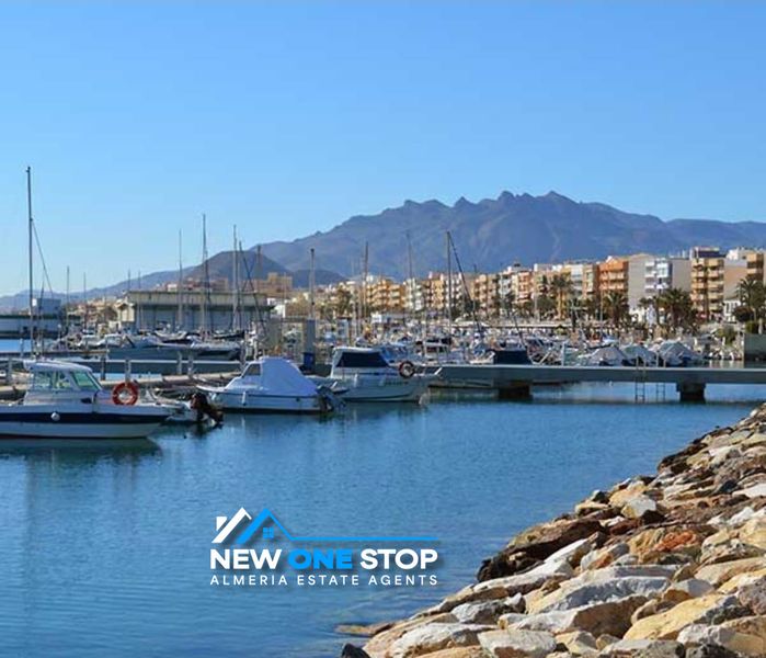 Foto 871ca800-9f00-488f-824e-16d16a4c2293. Xalet amb xemeneia calefacció aparcament a Las Marinas - Pueblo Laguna Vera