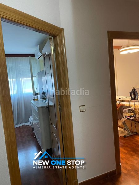 Foto bd7599da-418e-4f06-83ba-afa8fff71d50. Xalet amb xemeneia calefacció aparcament a Las Marinas - Pueblo Laguna Vera