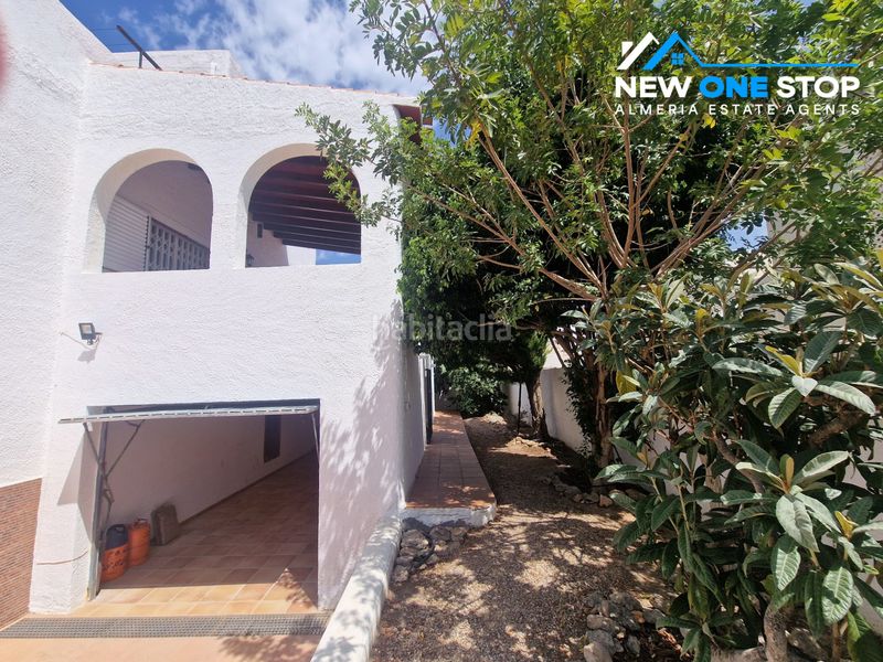 Foto f8945d8e-6ee7-4992-83cb-09e8903c0b6e. Xalet amb xemeneia calefacció aparcament piscina a Mojácar