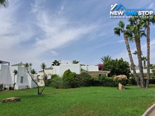 Casa en Avenida del mediterráneo 120. Se vende chalet independiente en san juan de los terreros.