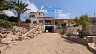 Chalet  Paraje el selvalico. Villa de lujo con piscina infinita en venta en bedar.