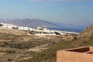 Piccolo appartamento en Calle finisterre 4. Hermoso apartamento nuevo, lleno de encanto, con materiales de p