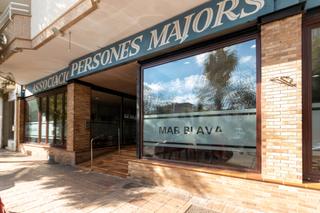 Business premise  Carrer del metge llopis. Oportunidad de inversión i amplio local en venta en el corazón d