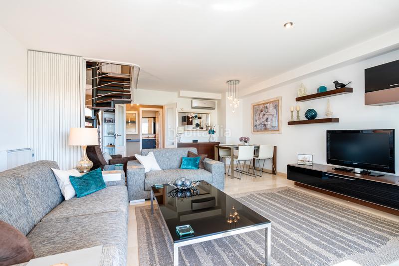 Foto 53816688-b259-4e16-8dd2-c5e1d083adf9. Àtic amb aparcament piscina a port de Pollença Pollença