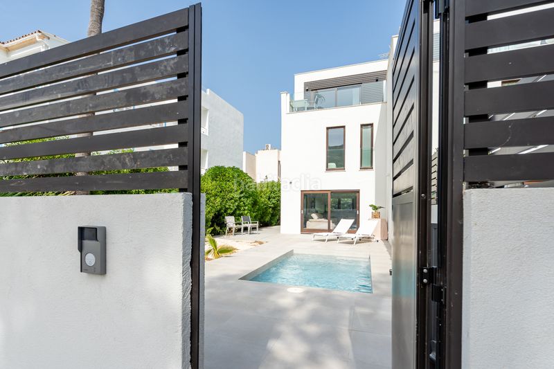 Foto e826f655-36da-4f2c-a586-44404ef4e653. Casa aparellada amb calefacció piscina a port de Pollença Pollença