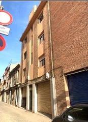 Local commercial dans Centre. Local en venta con cambio de uso para vivienda en mataro centro
