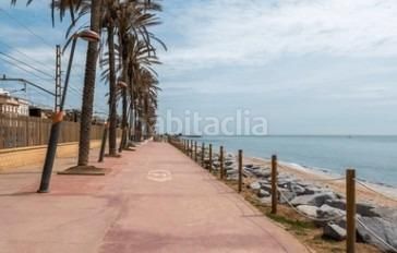 Foto f62ef6b0-f98a-481c-84dc-db0ca503da89. Pis amb aparcament piscina a Centre Vilassar de Mar