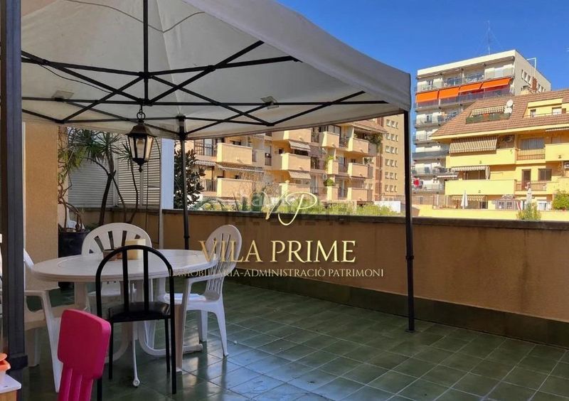 Foto f7438012-d935-4220-9c31-fbad378d6d95. Pis amb aparcament piscina a Centre Vilassar de Mar