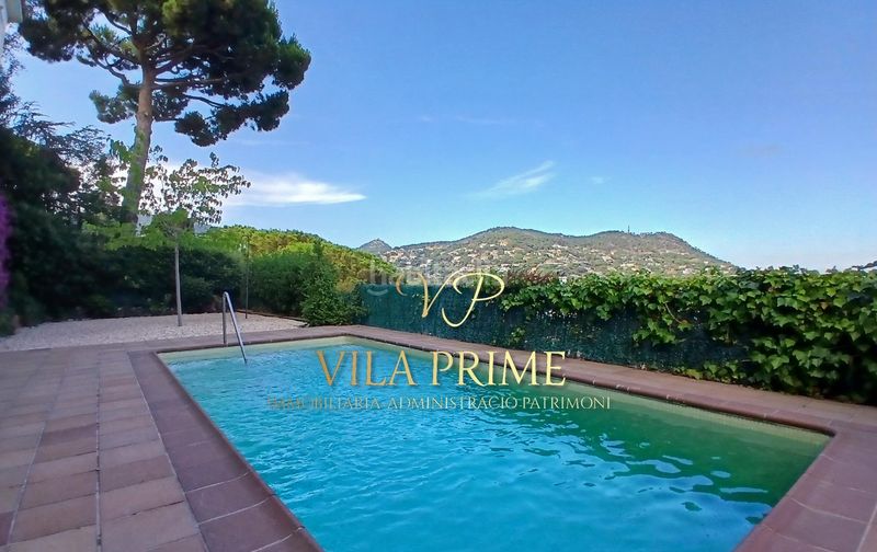 Foto f05225dd-d5ec-4a4d-8357-32fdc7bd3dfe. Xalet amb calefacció aparcament piscina a Cabrils