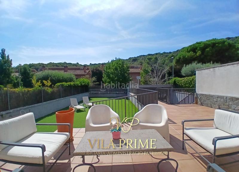 Foto 2856f01e-1a02-4eb1-b35e-578e9c407a00. Reihenhaus mit heizung parking in Nucli Urbà Argentona