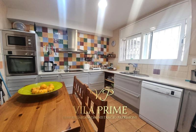 Foto 848b0309-e3b0-41f6-aa92-4f382057c514. Reihenhaus mit heizung parking in Nucli Urbà Argentona