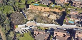 Terreny residencial  Calle de la roca. Urbanización privada plana de landreu  parcela de 557 m