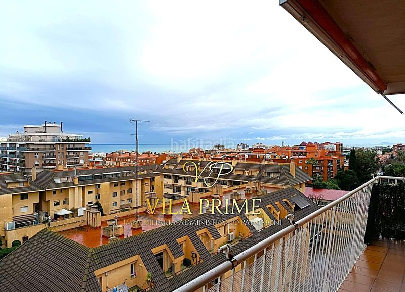 Foto 8dc0902b-0dd1-4f6a-8c6e-be52933252ef. Àtic a Centre Vilassar de Mar