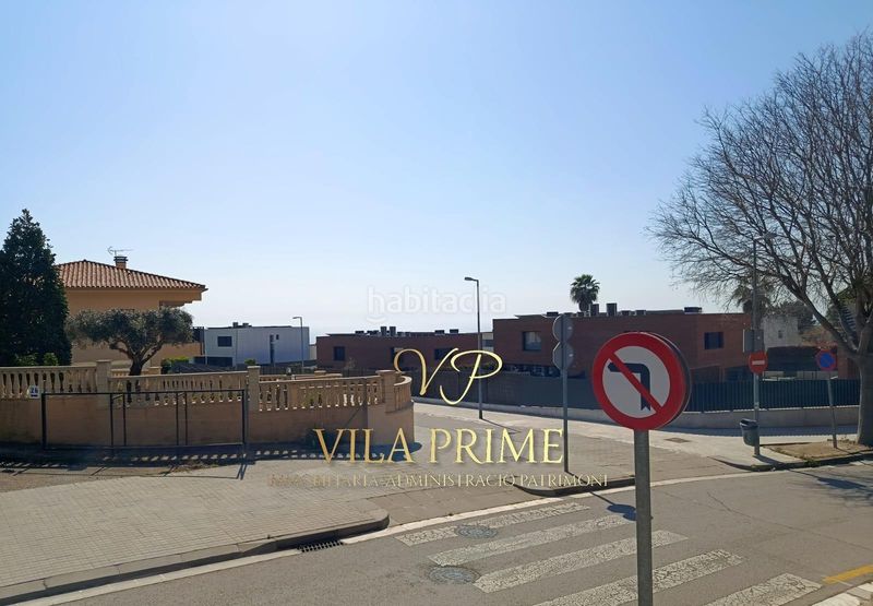 Foto c817514d-8b6b-4e53-ab72-60efb1136401. Terreny residencial a Cinc Sènies Mataró