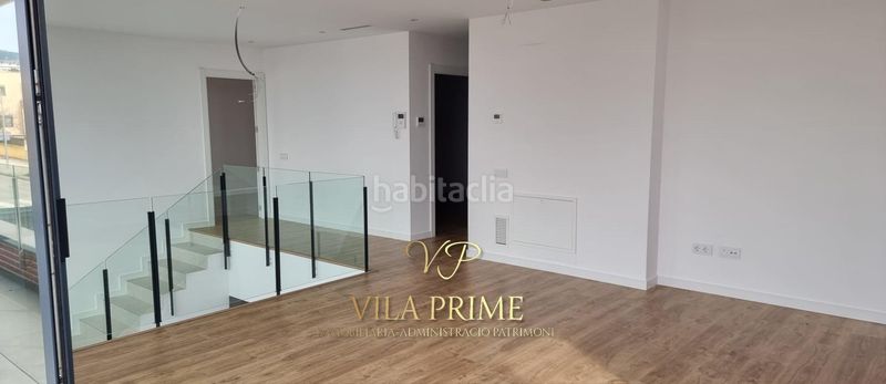 Foto 74276bdb-ca02-4cc8-9795-57ff382335c3. Xalet amb aparcament piscina a Can Quirze Mataró