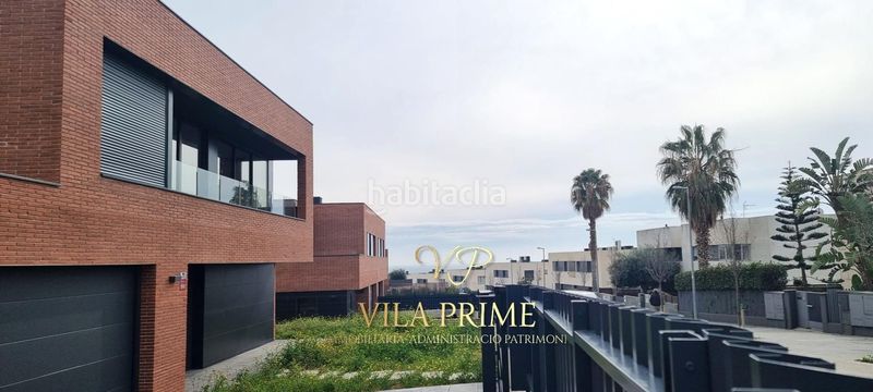 Foto ada3c2f7-edeb-4b60-b9aa-88eb56b06460. Xalet amb aparcament piscina a Can Quirze Mataró