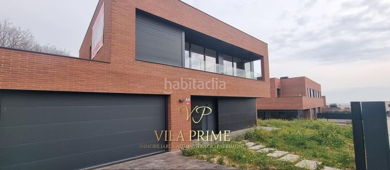 Foto cfd9272d-1171-4253-a5d5-50e97b61797a. Xalet amb aparcament piscina a Can Quirze Mataró