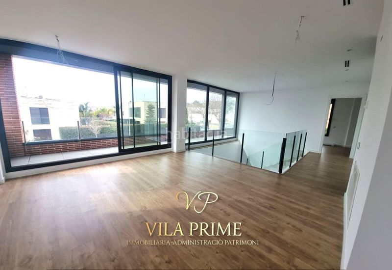 Foto fb4126f5-9867-428d-964a-0e17a7dd2488. Xalet amb aparcament piscina a Can Quirze Mataró