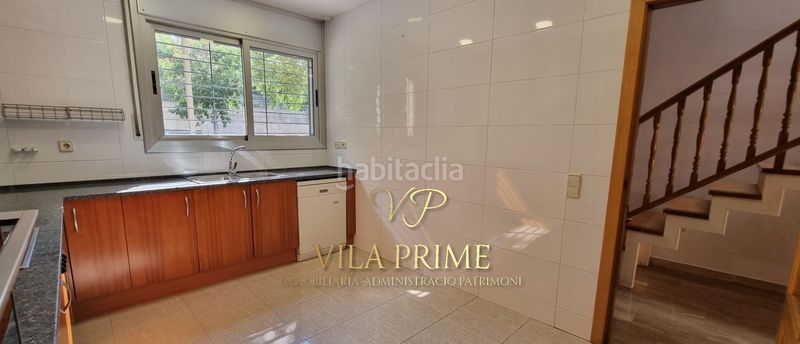 Foto 2bd7af2b-b861-49d6-9f41-7a9cd002a0d3. Casa adossada amb calefacció aparcament a Via Europa - Parc Central Mataró