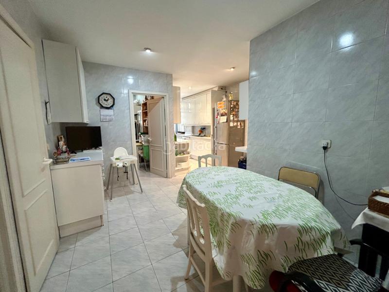 Foto 71fdc50f-adb7-4fae-9c2f-056cb9c879f4. Etagenwohnung mit kamin heizung pool in Fuentelarreina Madrid