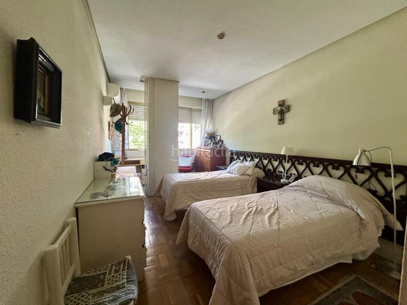 Foto b43ba0be-5f22-45ab-a343-e0d5a9f01efe. Etagenwohnung mit kamin heizung pool in Fuentelarreina Madrid